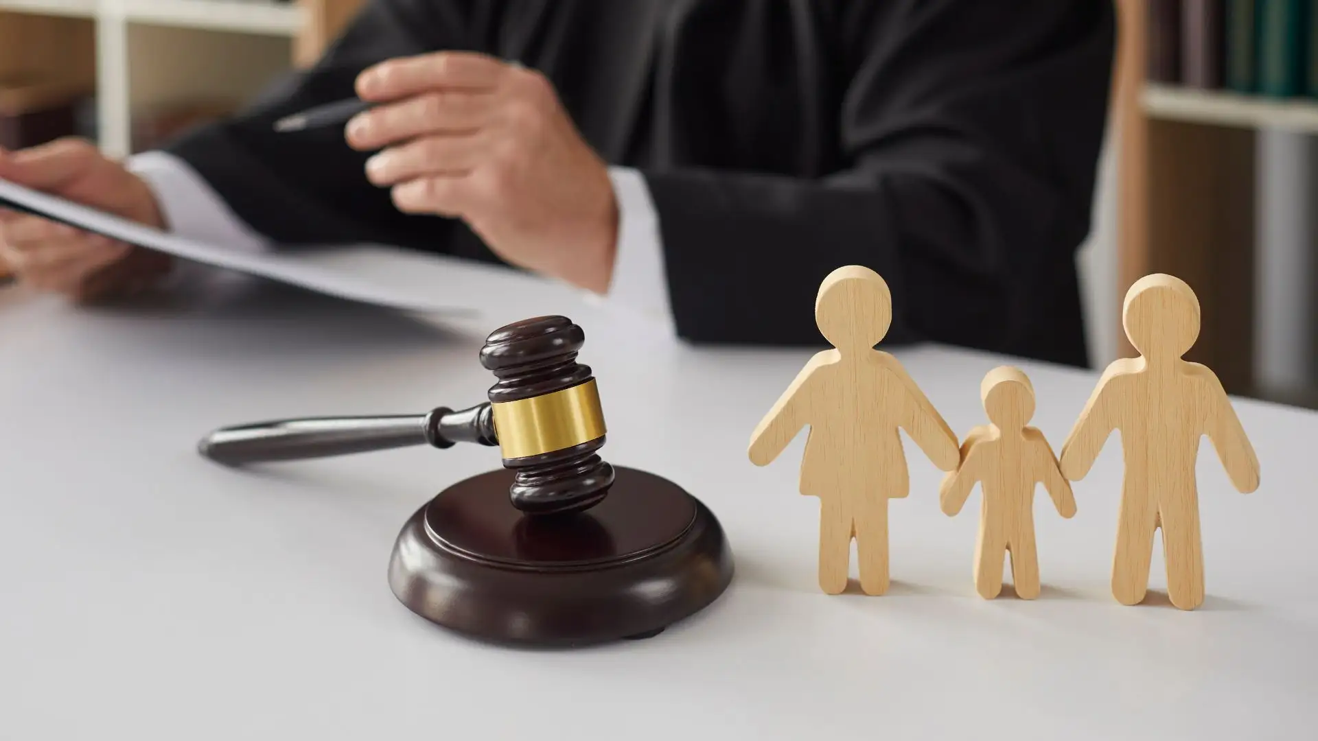 Defining Custodial Parent in Joint Custody Image raw